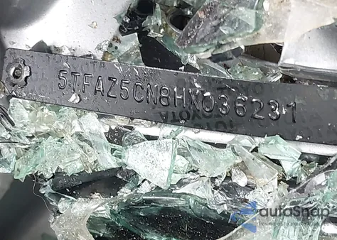 2017 Toyota Tacoma Trd Off Road z USA, uszkodzony, nr VIN 5TFAZ5CN8HX036231